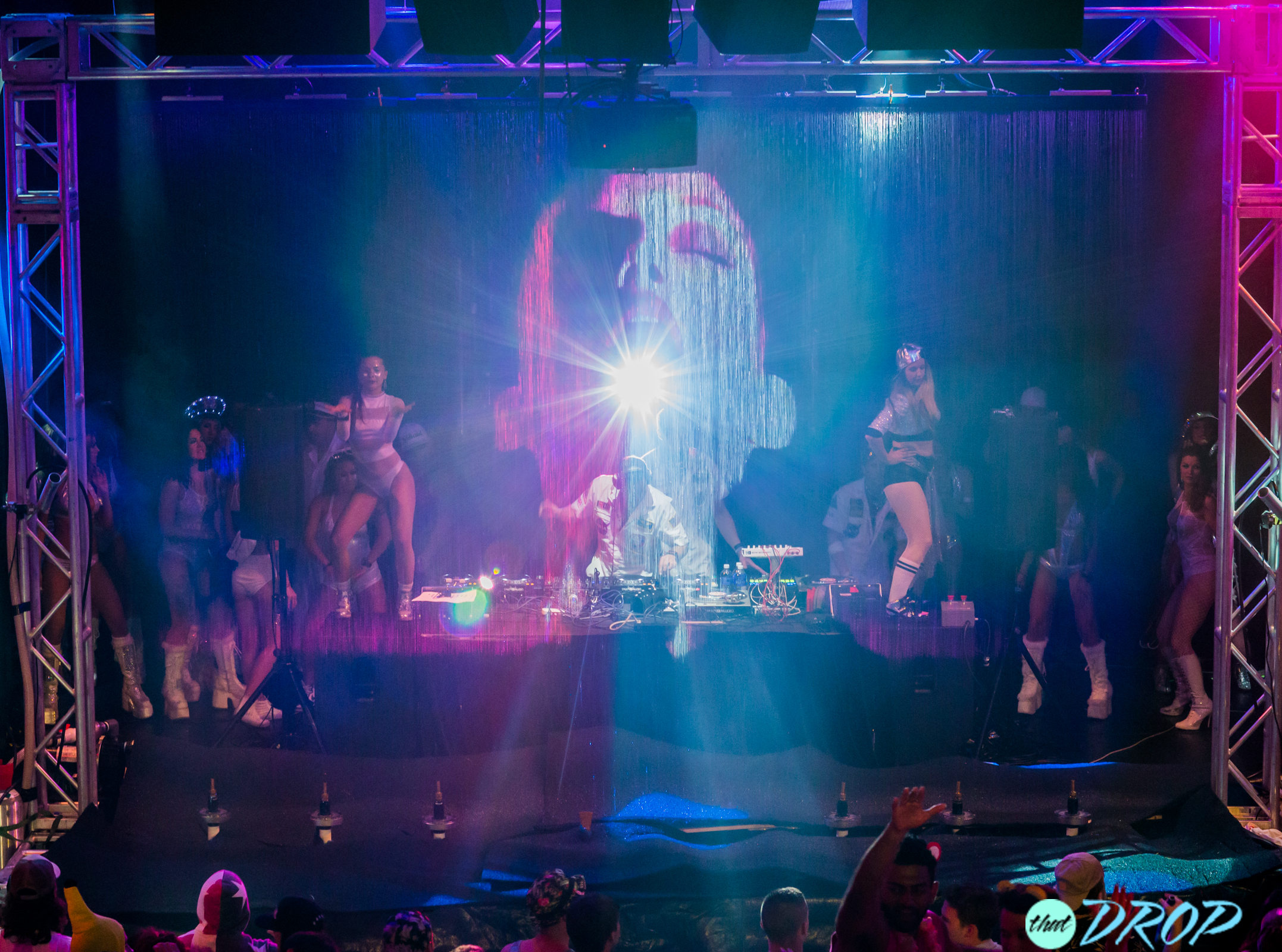 Dancetronauts Jives the Theater