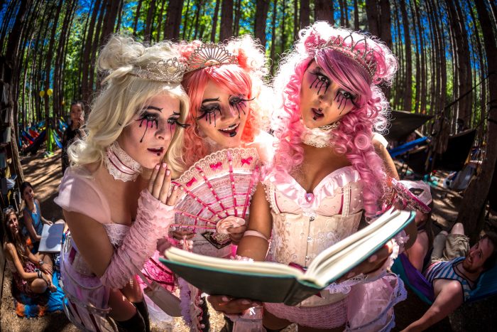 I Asked the Ladies to Read me a Fairytale